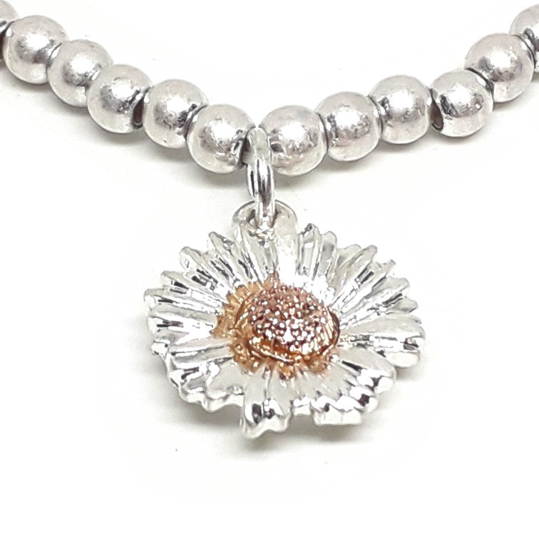 Daisy Charm Elasticated Beaded Bracelet