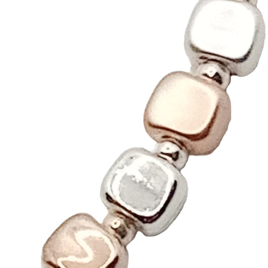 Cube Bead Short Necklace