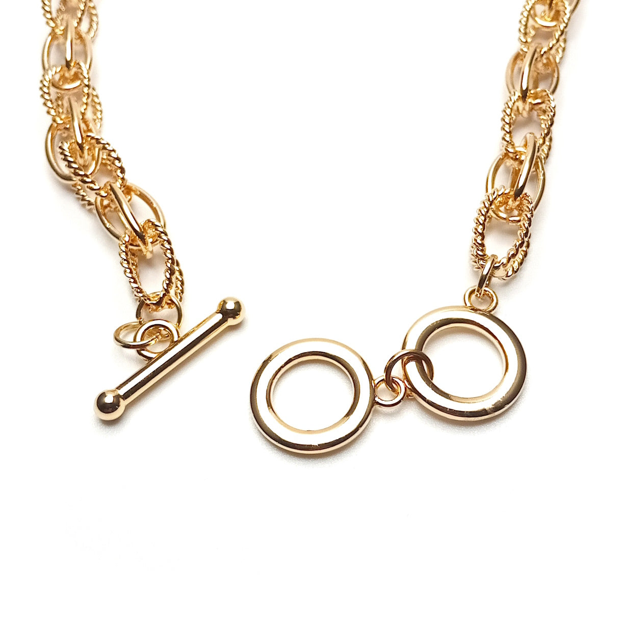 Chunky Twist Chain Short Necklace