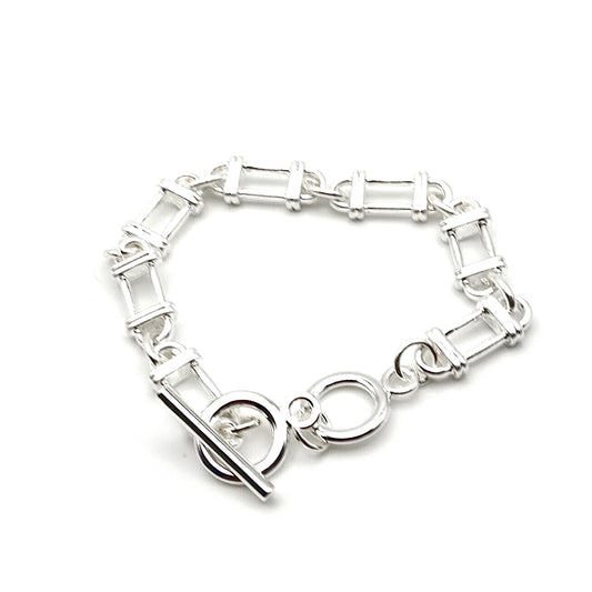 Capsule T-Bar Bracelet