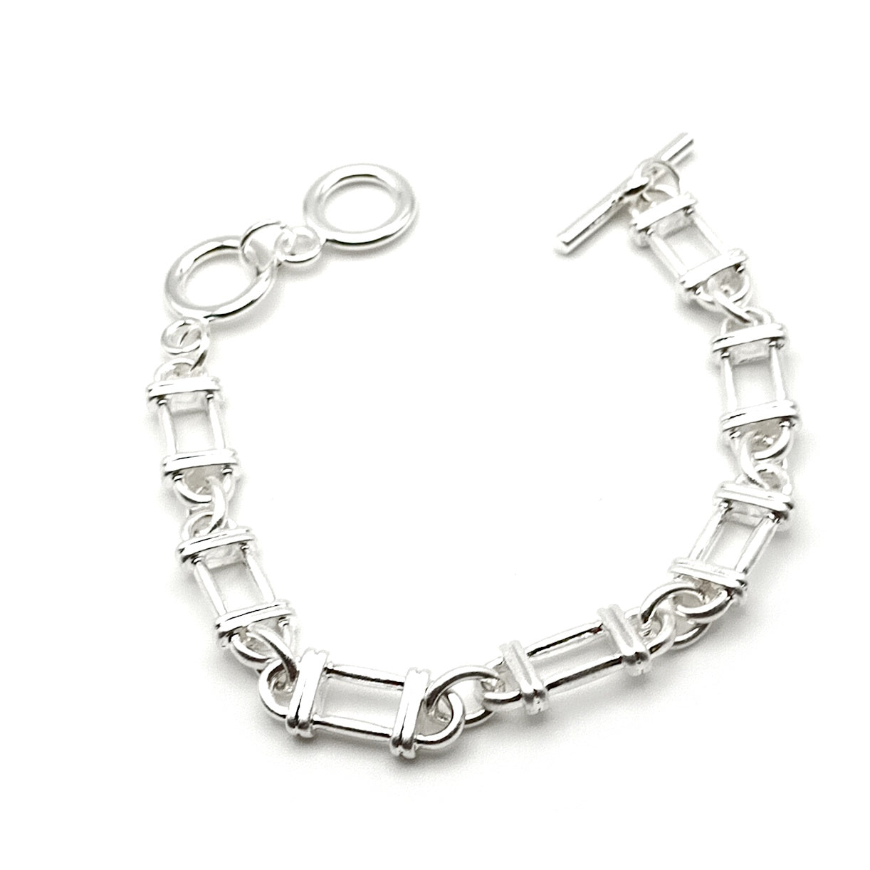 Capsule T-Bar Bracelet