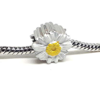 Daisy Charm
