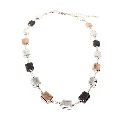 Hammered Oblong Short Necklace