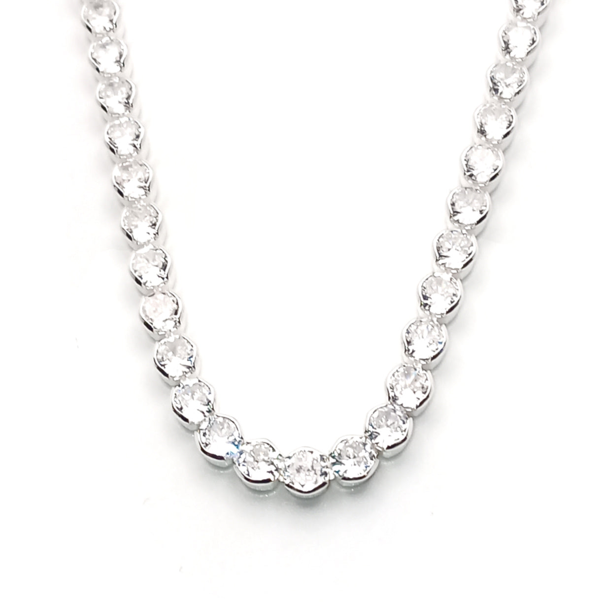Diamante Cube Short Necklace
