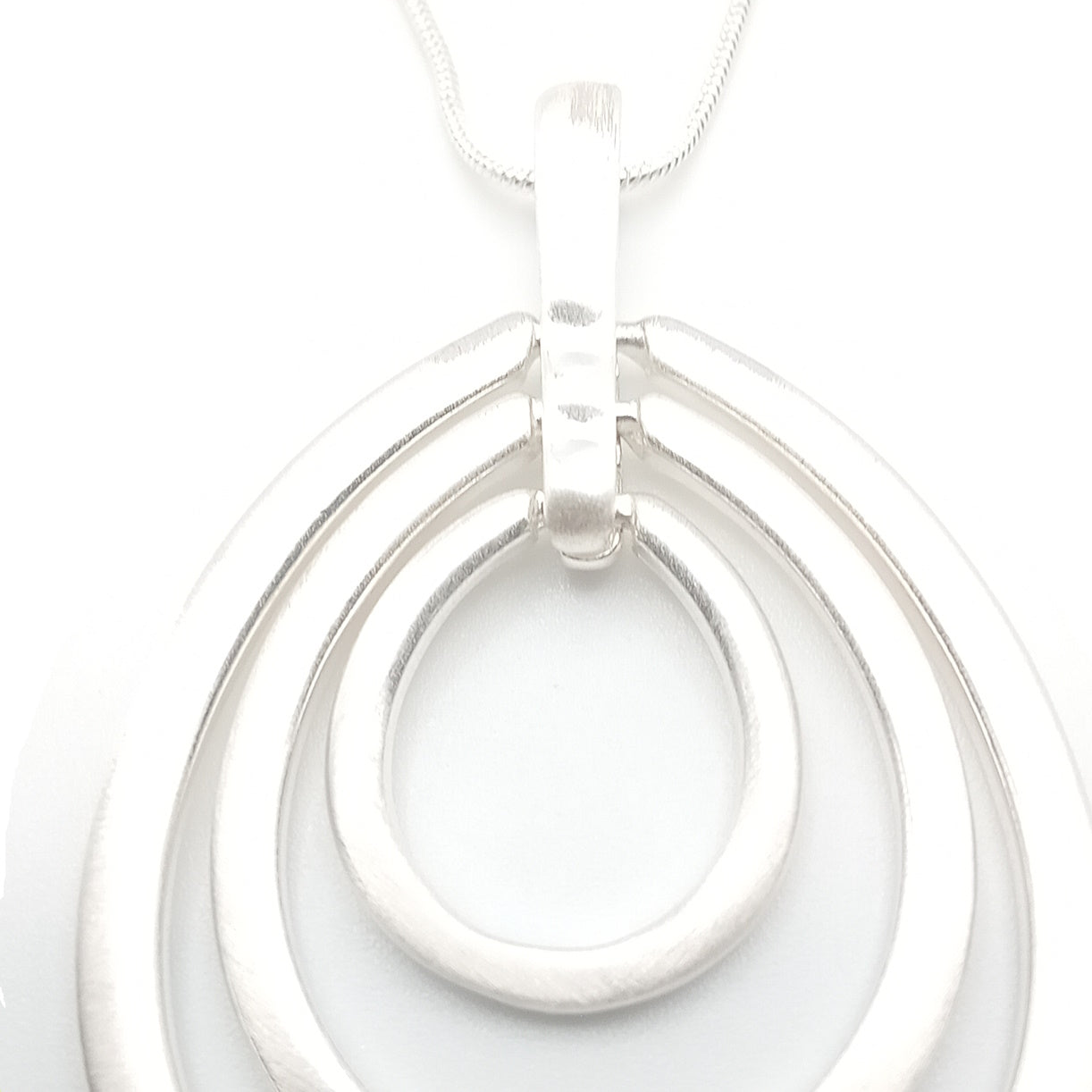 Oval Geometric Necklace