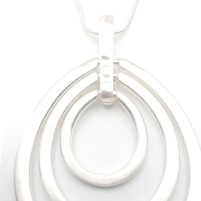 Oval Geometric Necklace