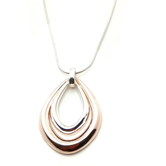Two Tone Teardrop Short Necklace