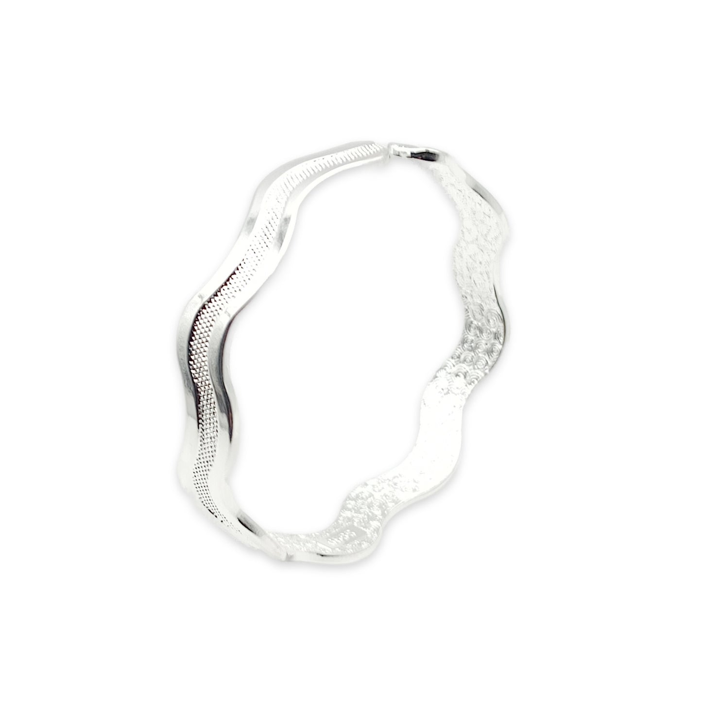 Frosted Wavy Bangle