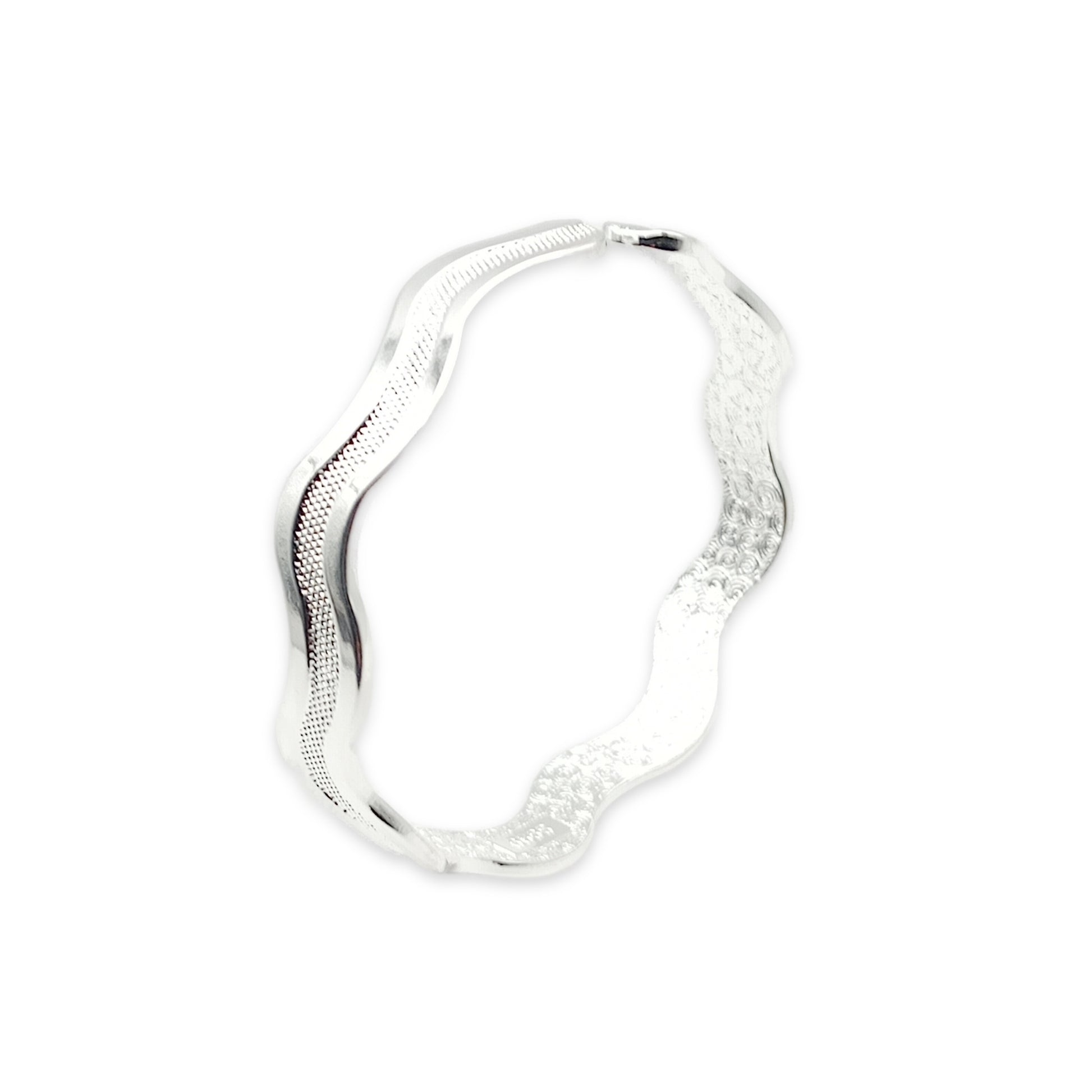 Frosted Wavy Bangle