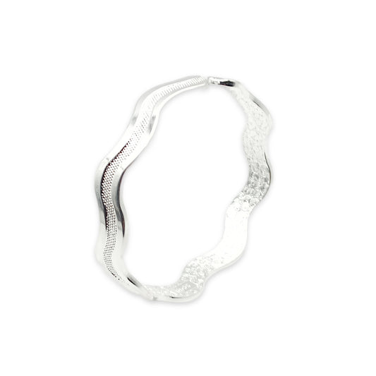 Frosted Wavy Bangle