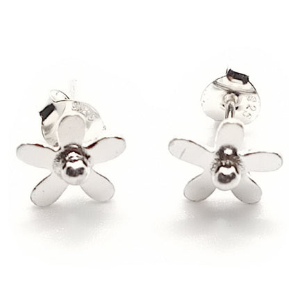 Daisy Stud Earrings