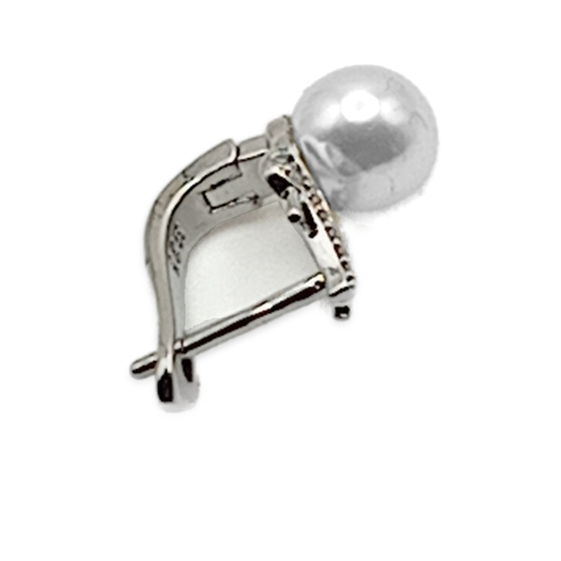 Pearl Leverback Earrings