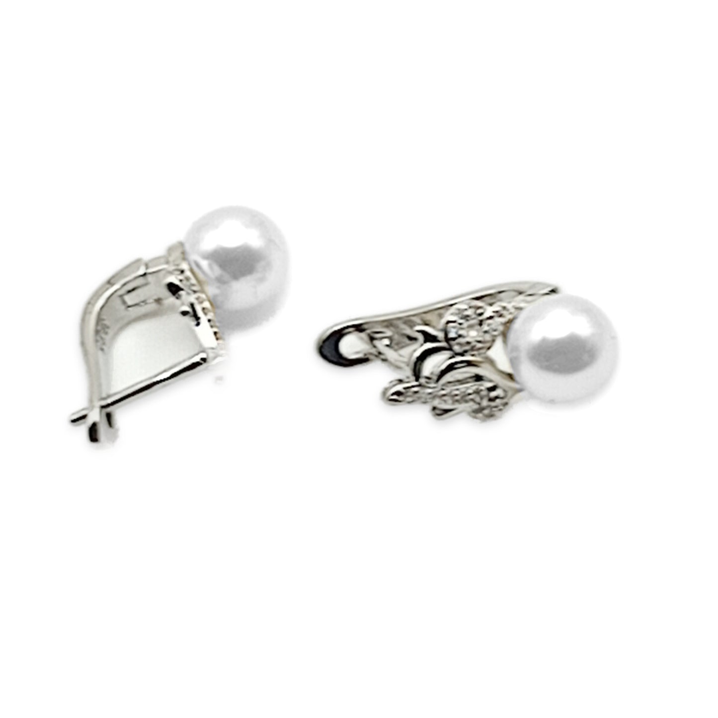 Pearl Leverback Earrings