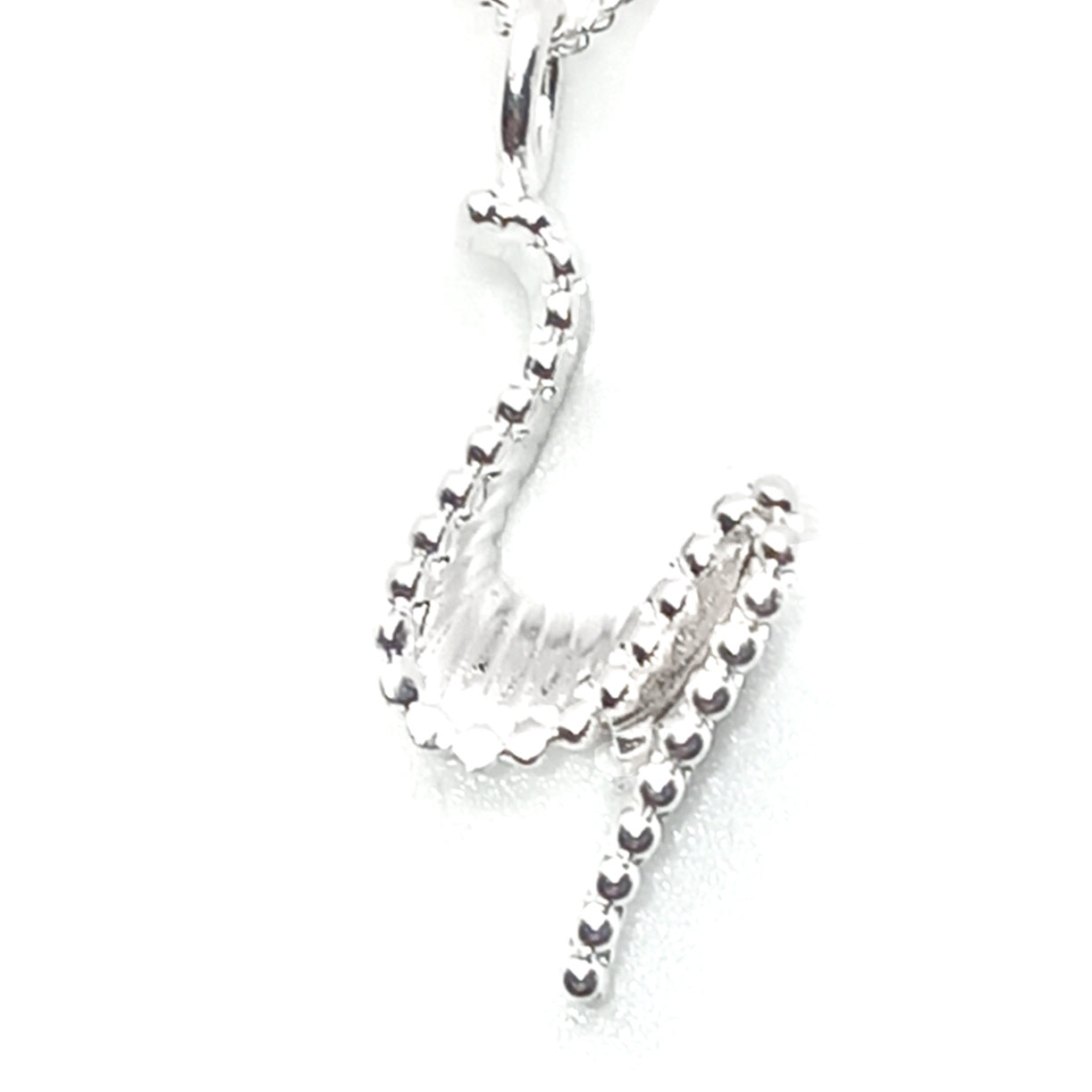 Twist Pendant Short Necklace