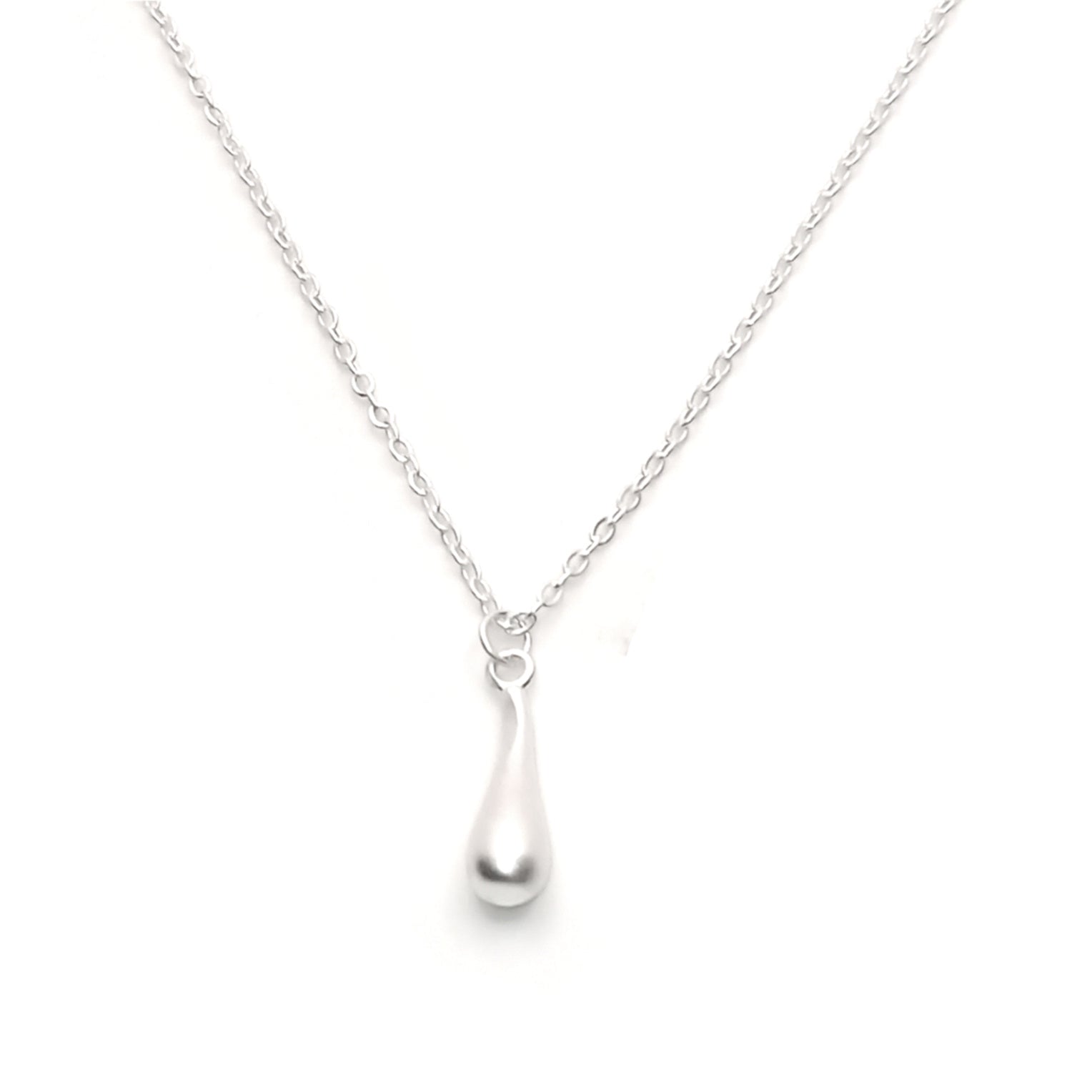 Droplet Pendant Necklace