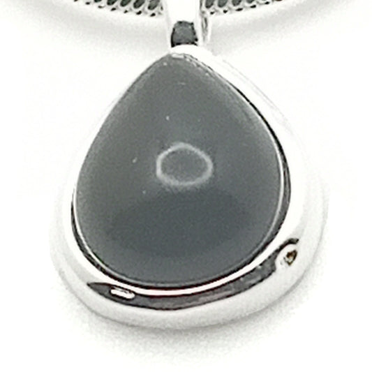 Onyx droplet pendant necklace