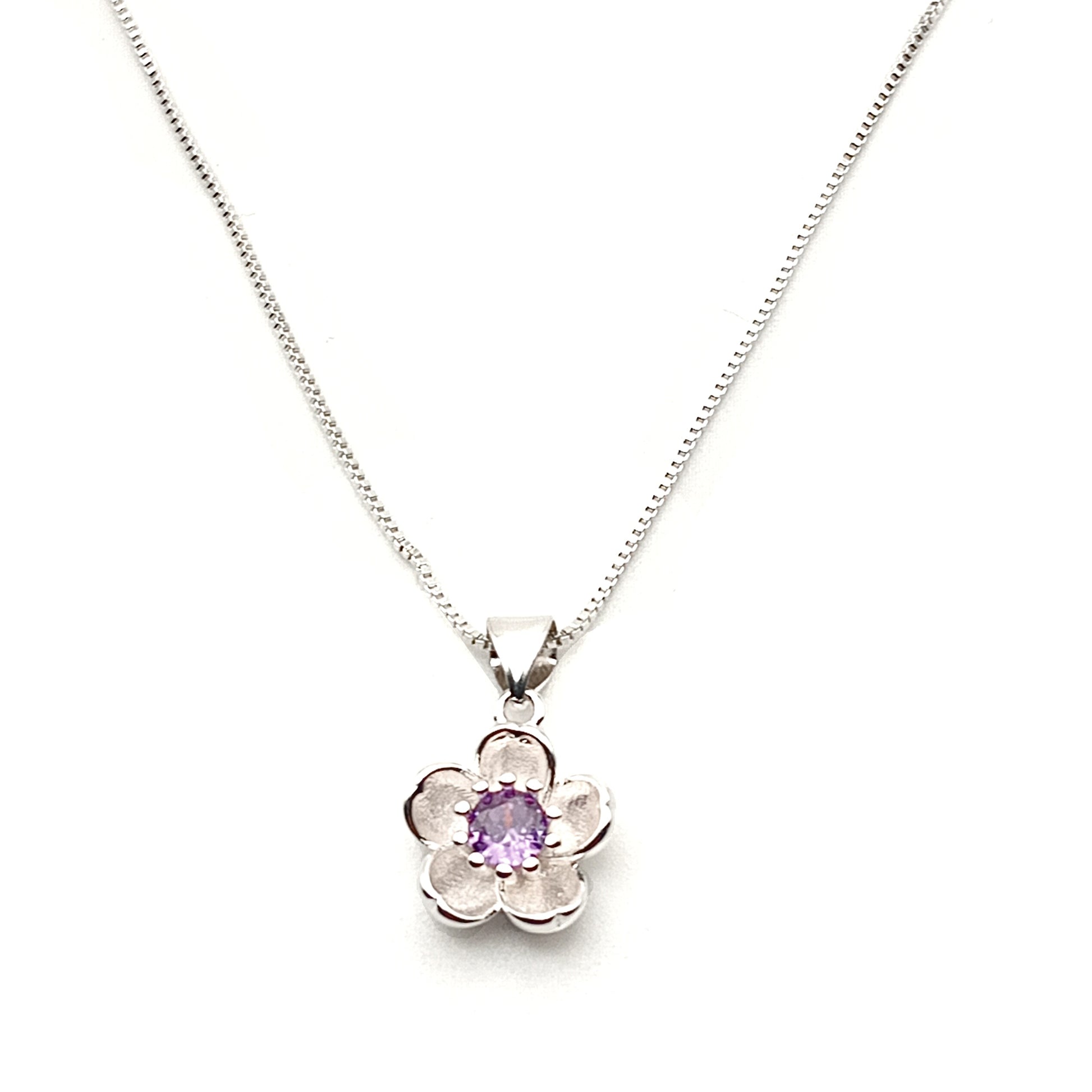 Flower Short Necklace