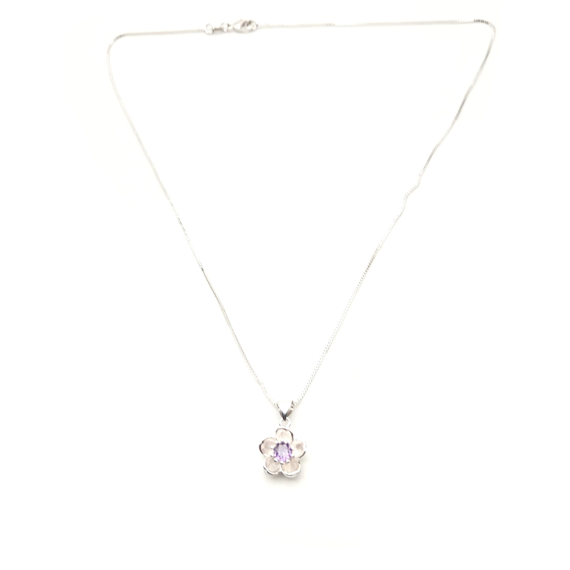 Flower Short Necklace